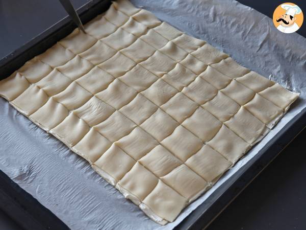 Quadradinhos de massa folhada rápidas e fáceis para um ótimo aperitivo! - Preparação Passo 3